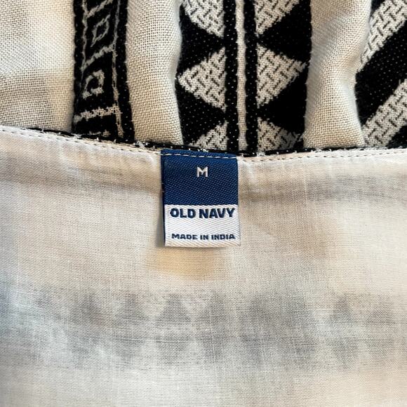 Old Navy V-Neck Geometric Mini Dress, size Medium - Picture 8 of 9